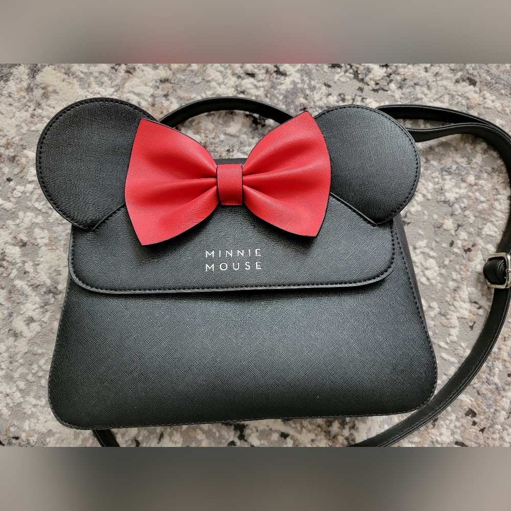 Minnie Mouse Loungefly Purse